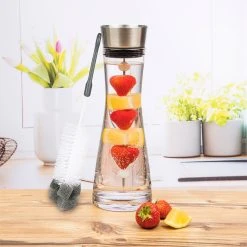 HI Glaskaraffe Fruchtspieß Spülbürste Wasser Karaffe Kippdeckel CloseUp Verschluss -KALDEWEI-Shop 8600354700 A5569 9973 prod 003